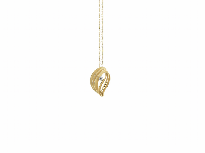 18K Yellow Gold Diamond Pendant Necklace